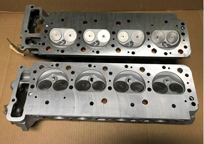 Picture of mercedes cylinder head set 1170107320-1170107520