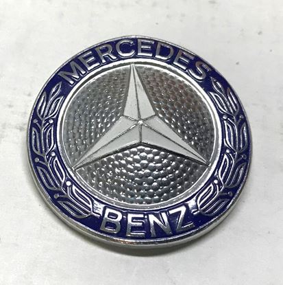 Picture of Mercedes grill badge ,w123 1238800088
